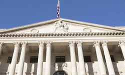 İngiltere Merkez Bankası, faizi yüzde 3,75'te sabit bıraktı