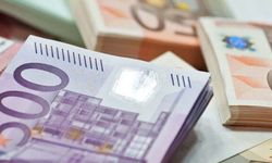 Avro Bölgesi 7,8 milyar avro dış ticaret fazlası verdi
