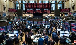 New York borsası petrol ve tahvil baskısıyla düşüşle açıldı