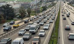 Nisan ayında 182 bin 34 adet taşıt trafiğe kaydoldu
