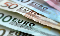 Euro, 1.14 doların altına düşme riskiyle karşı karşıya