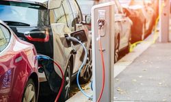 Hafif ticari araçlarda elektrikli modellerin satışı 2,5 katına çıktı