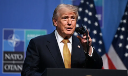 Trump: Hürmüz çok yakında açılacak veya İran çok sert vurulacak!