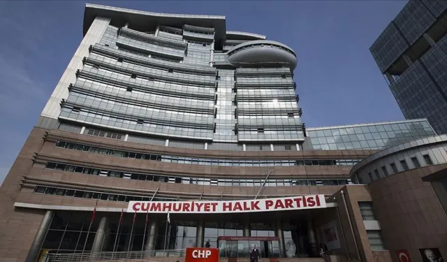 CHP'den 2 ismin unvanı TBMM sitesinden silindi