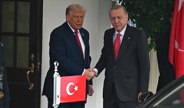 Erdoğan: Başkan Trump'a geçmiş olsun dileklerimi iletiyorum