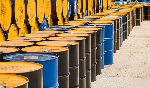 Irak, ülkedeki petrol limanlarının kapatıldığını duyurdu