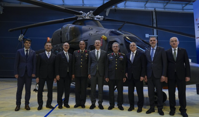 GÖKBEY helikopteri Kara Kuvvetleri'ne teslim edildi