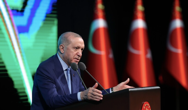 'Müslümanlar olarak zorlu dönemden geçiyoruz'