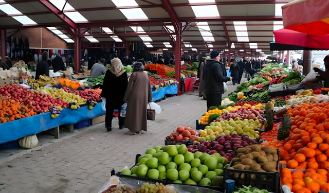 İstanbul'da haziranda fiyatı en çok artan kuru soğan, en çok düşen kiraz oldu
