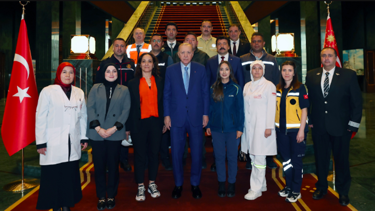 'Türk işçisi önce işini, sonra maaşını muhafaza etti'