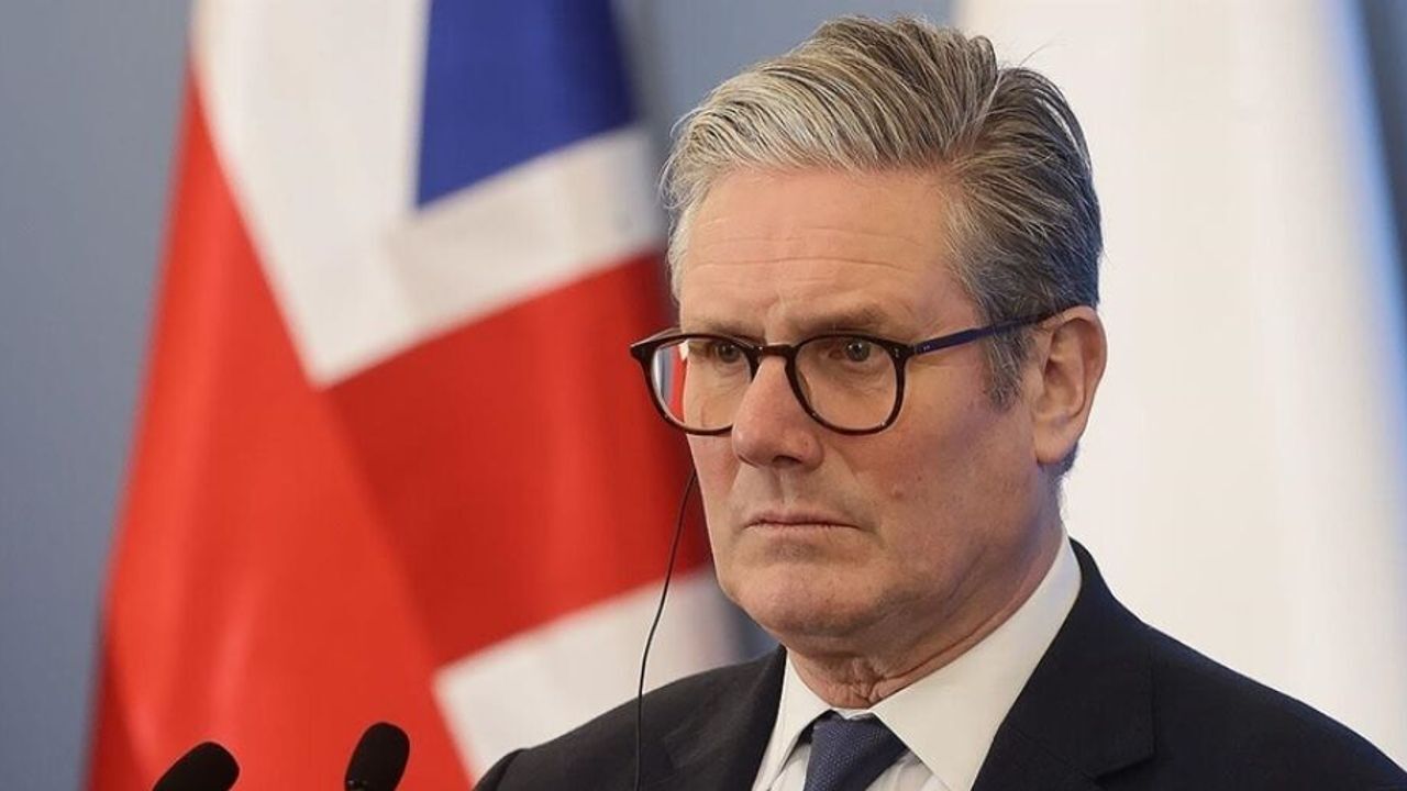 İngiltere Başbakanı Keir Starmer görevinden istifa etti.