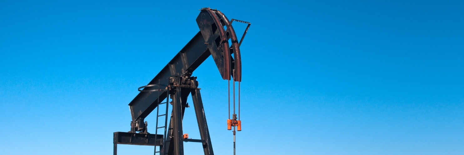 Petrol, arz endişesiyle negatif seyretti