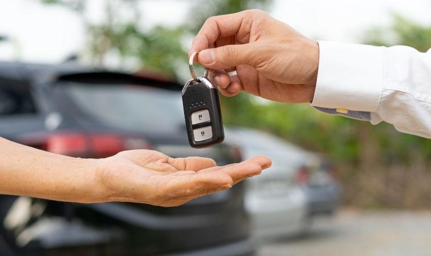 AB'de yeni otomobil satışları azaldı