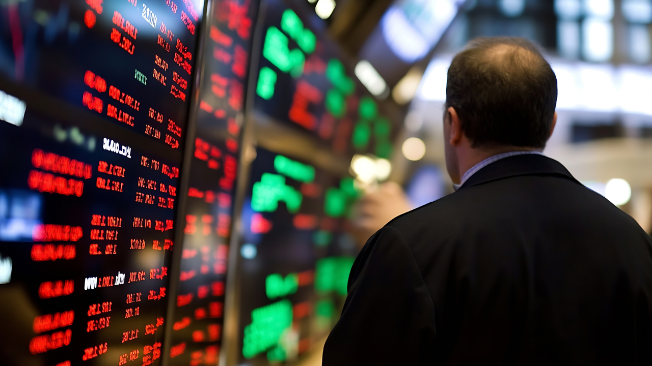 New York borsası karışık seyirle açıldı