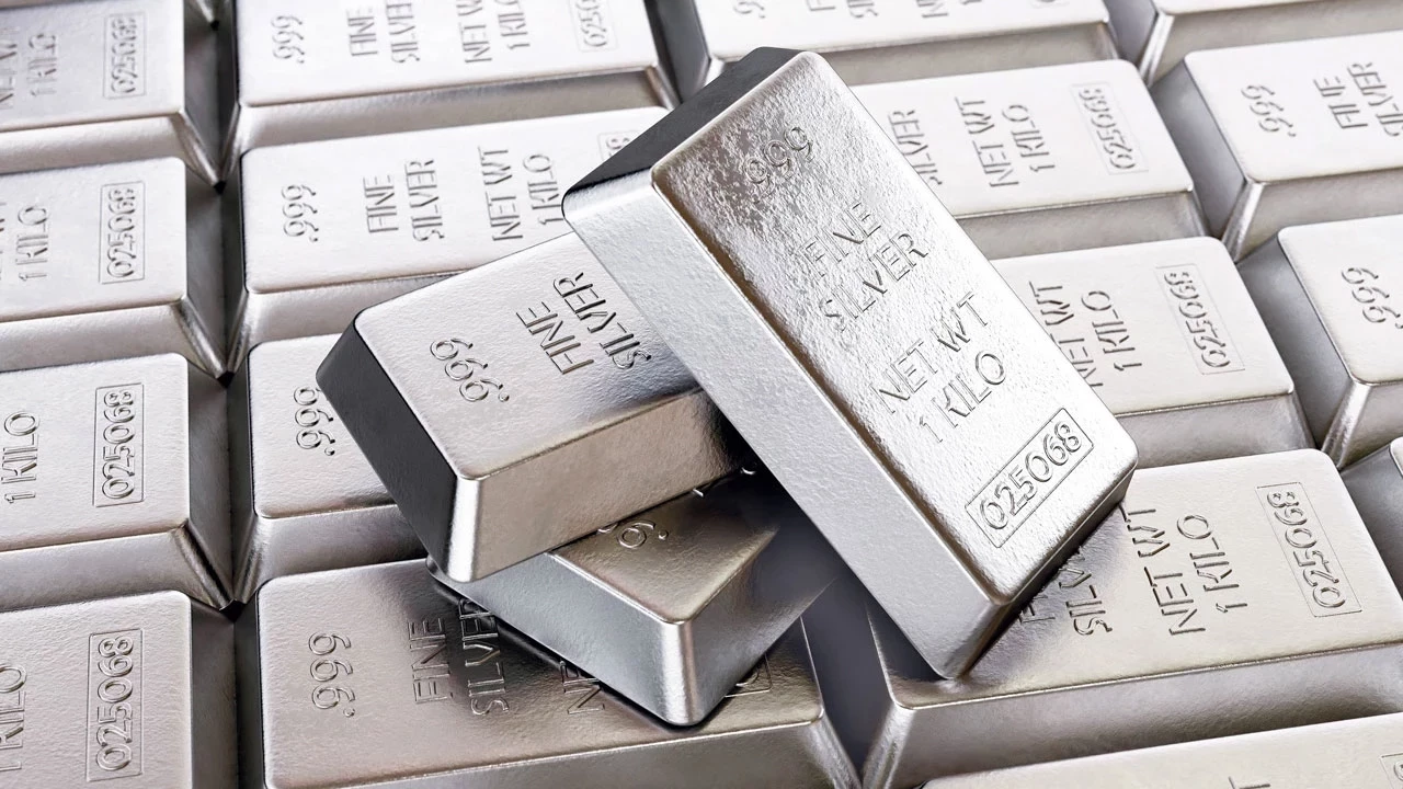 Gümüşte 40 Yılın En Büyük Günlük Kaybı