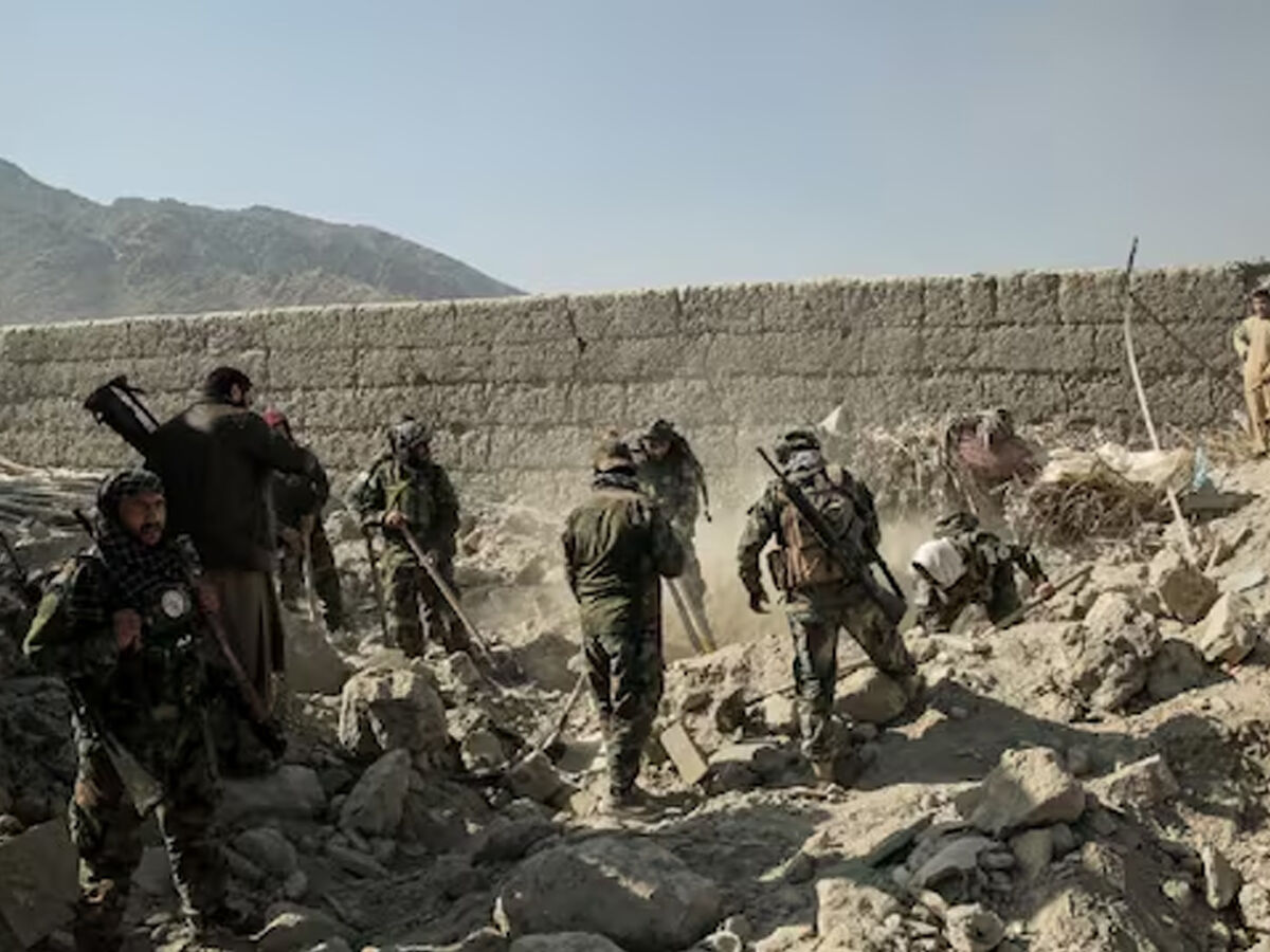 Pakistan, Afganistan'a savaş ilan etti